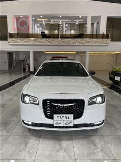 كرايسلر 300